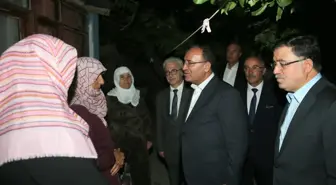 Adalet Bakanı Bozdağ, şehit ailesini ziyaret etti