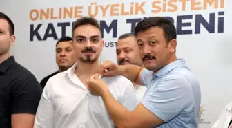 İzmir politika haberi... AK Parti İzmir İl Başkanlığında üye katılım toplantısı düzenlendi