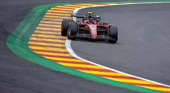 F1 Belçika Grand Prix'sinde 'pole' pozisyonu Carlos Sainz'ın