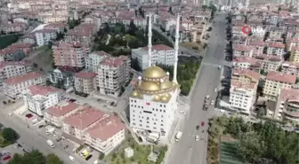 Apartman camii görenleri hayrete düşürüyor