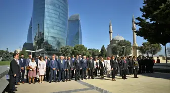 Son dakika haberleri... Büyük Zafer'in 100. yılı dolayısıyla Bakü Türk Şehitliği'nde tören düzenledi