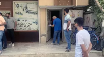 Son dakika haberi | MOTOSİKLETLİ ŞÜPHELİLER SOKAKTA TABANCAYLA RASTGELE ATEŞ AÇTI; 1'İ AĞIR, 2 YARALI