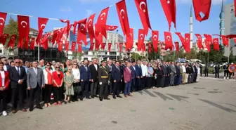 Zafer Bayramı Bayrampaşa'da törenle kutlandı