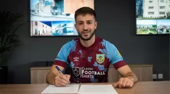 Halil Dervişoğlu kiralık olarak Burnley'de