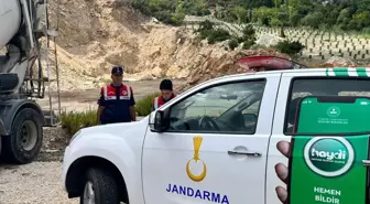 Antalya haberleri! Antalya'da boş araziye beton döken 2 mikser şoförü ile şirkete para cezası verildi