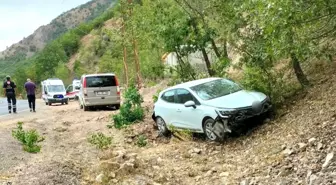 Son dakika haberi: Tunceli'de araç yoldan çıktı: 3 yaralı