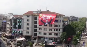 Yalova'da 'Vefa Salman, Görevinin Başına' Pankartı Asıldı