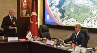 YÖK Başkanı Özvar: 'YÖK, akademisyenlerin önünü açmak, onları daha üretken yapmak için var'