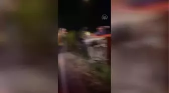 Seyir halindeki traktör römorkundan düşen kadın yaralandı