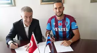 Yusuf Yazıcı resmen Trabzonspor'da! Formayı giyip imzayı attı