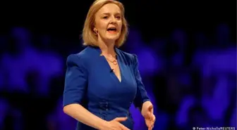 Liz Truss: Demir Lady Thatcher'in izinde