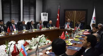 Erzurum haberi... Nahçivan Heyeti Erzurum'daki firmalarla bir araya geldi