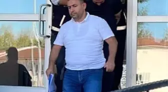 Boşanmak isteyen eşini bıçaklayan koca adliyede