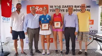 İzmir haber | Çeşme'de Tenis Heyecanı