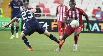 Ali Şaşal hayat verdi! Sivasspor, Avrupa'ya puanla başladı