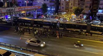 Avcılar'da metrobüsler kafa kafaya çarpıştı: 42 yaralı