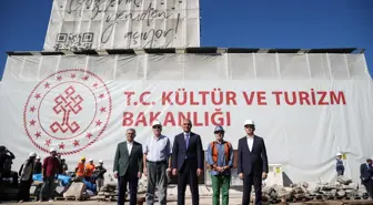 Bakan Ersoy, Kız Kulesi'ndeki restorasyonu yerinde anlattı (1)