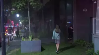 Bayrampaşa'da bir binada çıkan yangın söndürüldü