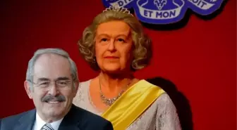 CHP'li Yılmaz Büyükerşen'in yaptığı 2. Elizabeth heykeli yoğun ilgi gördü