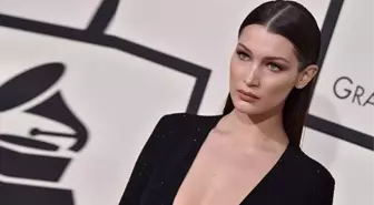 Görenler dönüp bir daha baktı! Bella Hadid'in cüretkar pozları sosyal medyayı salladı