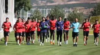 Sivasspor, İstanbulspor maçı hazırlıklarına ara vermeden başladı