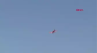 SOLOTÜRK'TEN GÖSTERİ UÇUŞU, JANDARMA HELİKOPTERLERİNDEN ZEYBEK