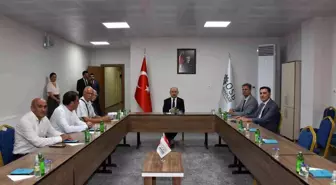 Manisa yerel haberi... Vali Karadeniz'den Akhisar'da yoğun tempo