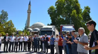 Karaman'dan Pakistan'daki sel bölgesine 2 yardım tırı gönderildi