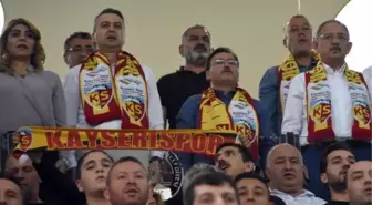 Mehmet Özhaseki: Hocamızı ve bütün futbolcularımızı tebrik ediyoruz