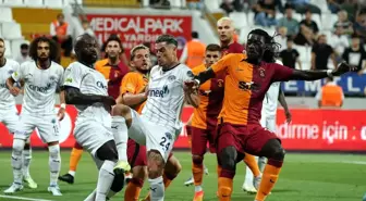 Spor Toto Süper Lig: Kasımpaşa: 1 - Galatasaray: 1 (İlk yarı)