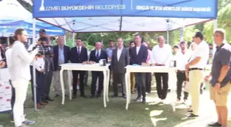 İzmir'de 19 Yaş Altı Dünya Plaj Voleybolu Şampiyonası'nın tanıtım toplantısı yapıldı