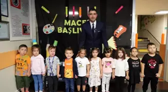 Başkan Gökhan Yüksel öğrencilerin ilk gün heyecanını paylaştı