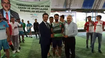 Hakkari haberleri! Hakkari'de mahalleler arası futbol turnuvası sona erdi