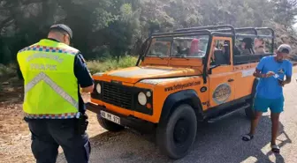 Antalya 3. sayfa haberi | Kaş'ta safari araç sürücüleri bilgilendirildi