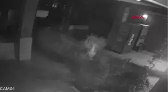KÜTAHYA'DA ÇALDIKLARI 150 BİN LİRALIK ELBİSELERİ ISPARTA'DA SATARKEN YAKALANDILAR