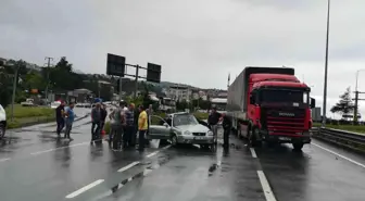 Rize 3. sayfa haberleri | Rize'de tır otomobile çarptı, baba ve oğlu ağır yaralandı