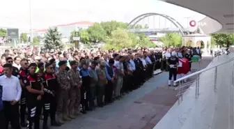 Erzincan haberi... Yunus polis Salih Şimşek Erzincan'da son yolculuğuna uğurlandı