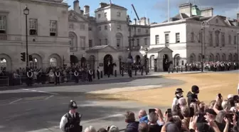 Son dakika haberi | Kraliçe 2. Elizabeth'in cenazesi Buckingham Sarayı'ndan Westminster Hall'a getirildi