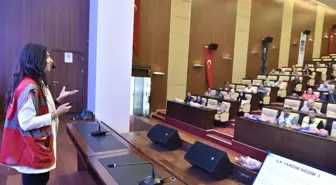 Ankara haber: Ankara Büyükşehir'den Çocuk Etkinlik Merkezleri Personeline Özel Eğitim