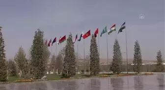 ŞİÖ Zirvesi Özbekistan'ın Semerkant şehrinde başladı