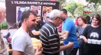 TOSTÇU MAHMUT'UN KURUCUSU ANIL KURT'UN ÖLÜM YIL DÖNÜMÜNDE ÜCRETSİZ 'ÜTÜ TOSTU' DAĞITILDI