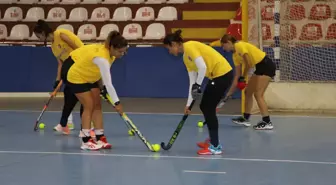 A Milli Kadın Hokey Takımı, Amasya'da kampa girdi