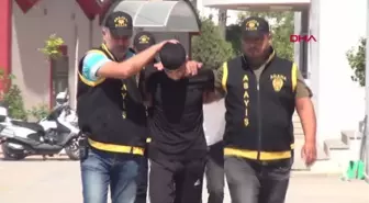 AKARYAKIT İSTASYONUNU SOYAN ŞÜPHELİ, BANYODA YAKALANDI