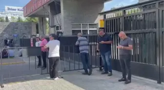 Beylikdüzü'nde öldürülen 2 kız kardeşin cenazeleri Adli Tıp Kurumundan teslim alındı