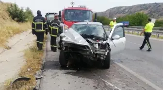 Amasya haber | Amasya'da traktör ile otomobilin çarpıştığı kazada 3 kişi yaralandı