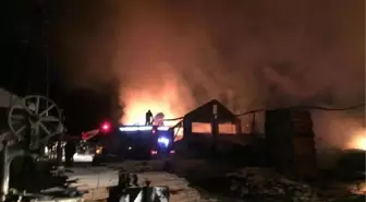Erzurum haberleri: Erzurum'da kereste fabrikası yangını, 5,5 saatte söndürüldü