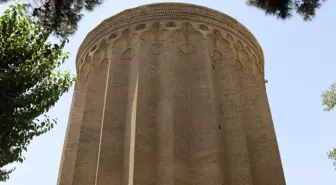 Konya gündem haberleri... İranlı türbedar, Selçuklu'nun kurucusu Tuğrul Bey'in anıt mezarına evi gibi bakıyor