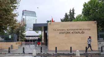 Öğrenciler, İBB'nin Atatürk Kitaplığı'nı kullanıma kapatmasına tepkili