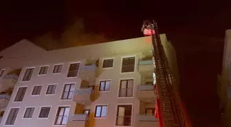 Bursa'da apartmanda çıkan yangın söndürüldü