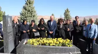'BOZKIRIN TEZENESİ' MEZARI BAŞINDA ANILDI